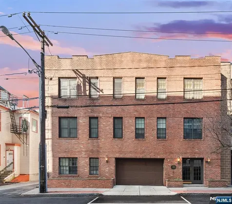 515 Gregory Weehawken NJ 07086