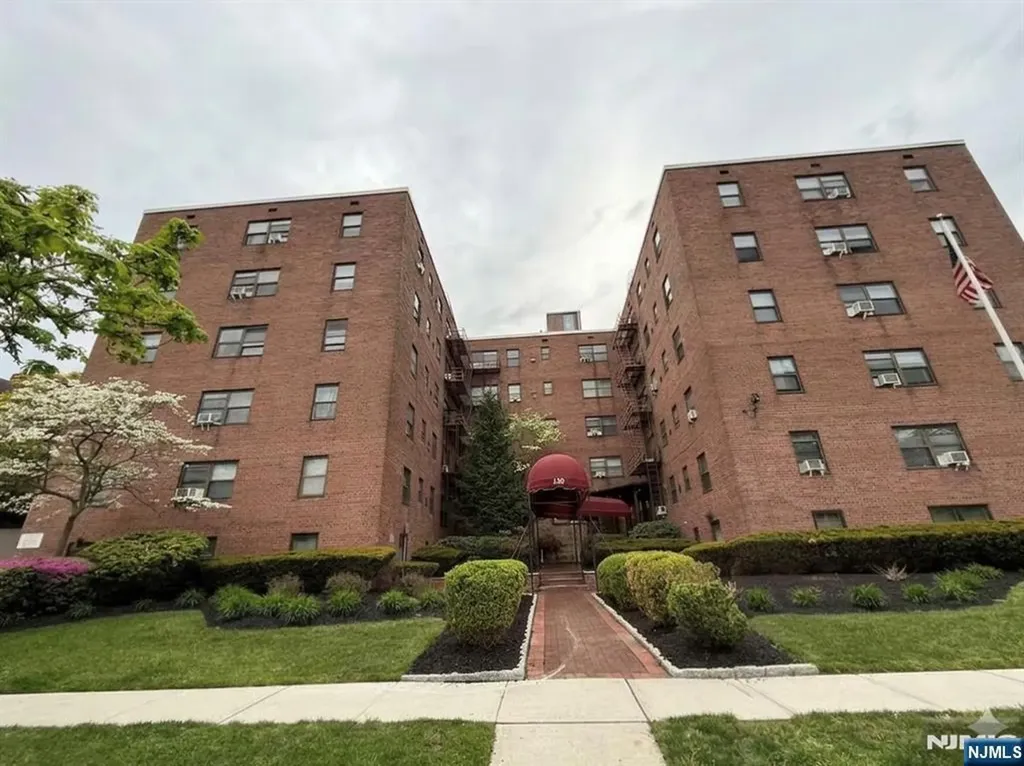 130 Orient Way Rutherford NJ 07070