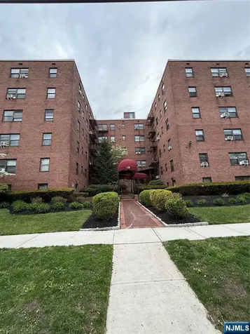 130 Orient Way Rutherford NJ 07070