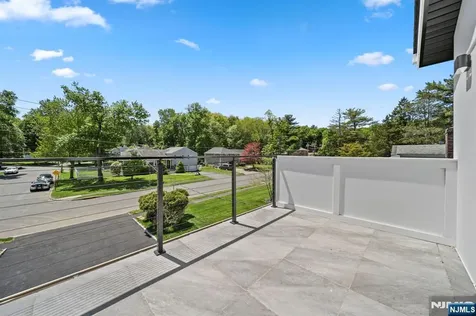 52 Congressional Parkway Livingston NJ 07039