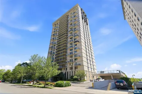 160 Overlook Avenue Hackensack NJ 07601