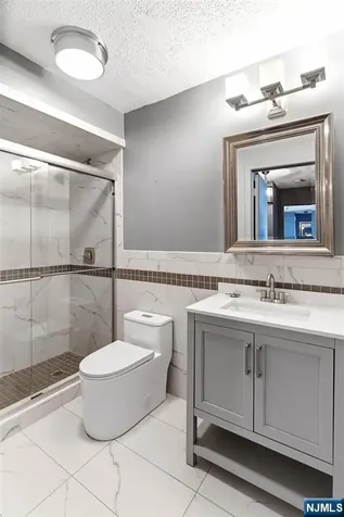 160 Overlook Avenue Hackensack NJ 07601