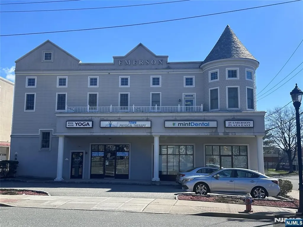 45 Emerson Plaza Emerson NJ 07630