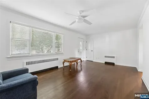 15 Congress Street Dumont NJ 07628