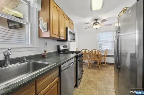 15 Congress Street Dumont NJ 07628