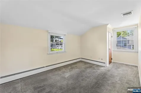 15 Congress Street Dumont NJ 07628