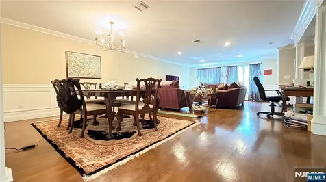 29 Skymark Court Upper Saddle River NJ 07458