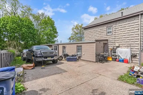 43 Maitland Place Garfield NJ 07026