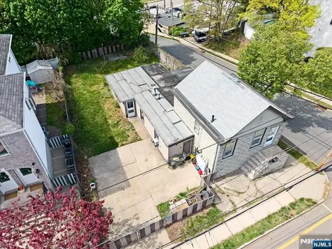 43 Maitland Place Garfield NJ 07026