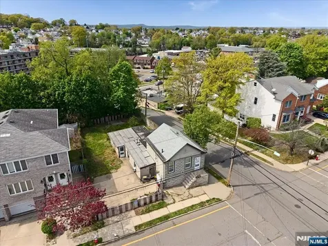 43 Maitland Place Garfield NJ 07026