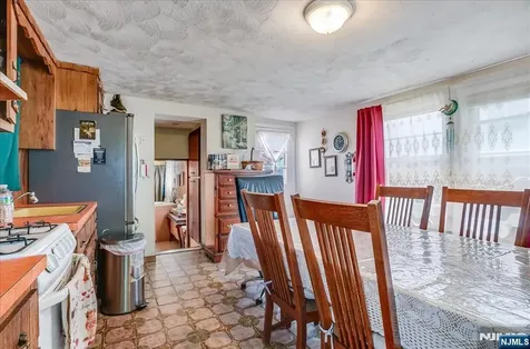 43 Maitland Place Garfield NJ 07026