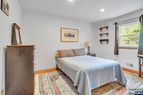 12 Stafford Drive Wanaque NJ 07465