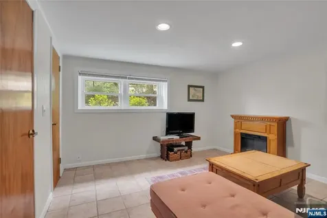 12 Stafford Drive Wanaque NJ 07465