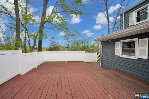 12 Stafford Drive Wanaque NJ 07465