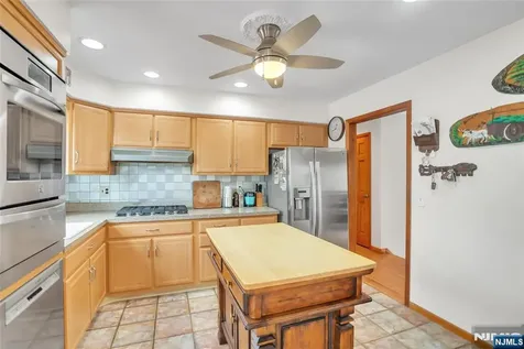 12 Stafford Drive Wanaque NJ 07465
