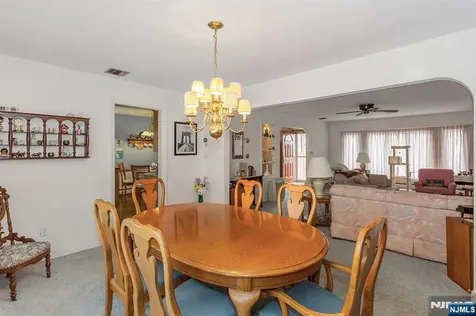 40 17th Avenue Elmwood Park NJ 07407