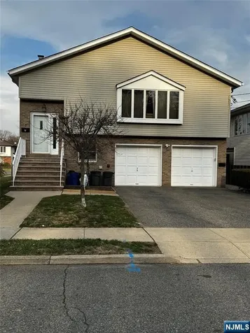 7 Spruce Street Elmwood Park NJ 07407