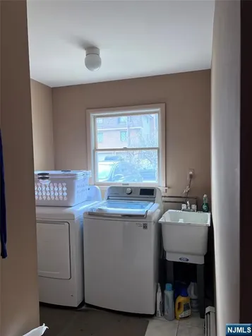 7 Spruce Street Elmwood Park NJ 07407