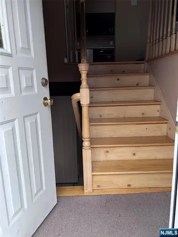 7 Spruce Street Elmwood Park NJ 07407