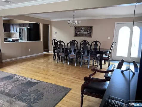 7 Spruce Street Elmwood Park NJ 07407