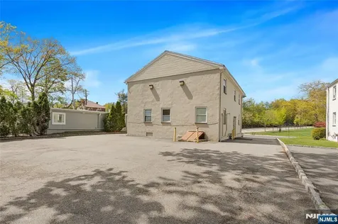 582 Franklin Avenue Nutley NJ 07110