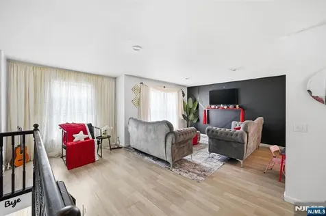 24 Johnson Avenue Newark NJ 07108
