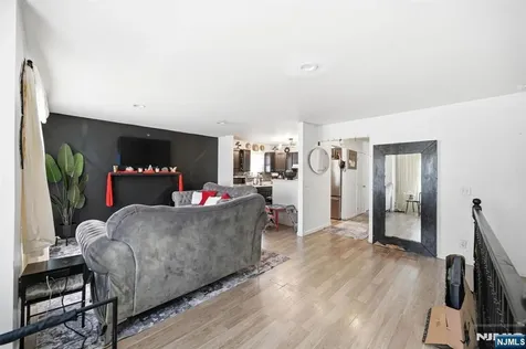 24 Johnson Avenue Newark NJ 07108