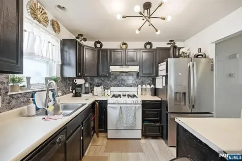 24 Johnson Avenue Newark NJ 07108