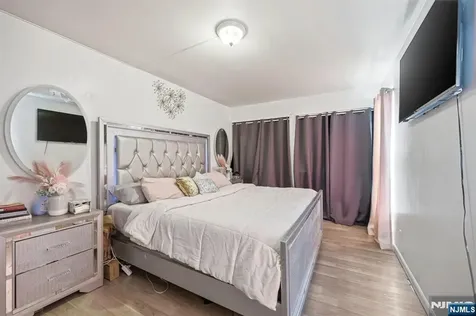 24 Johnson Avenue Newark NJ 07108