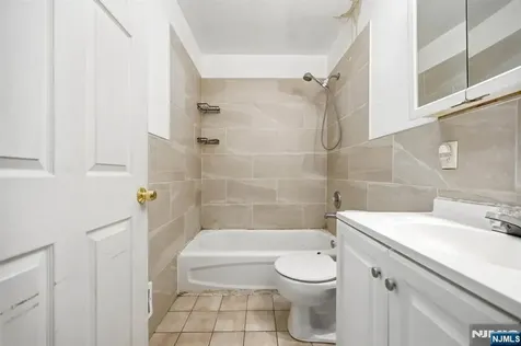 24 Johnson Avenue Newark NJ 07108