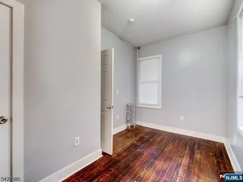 564 Sanford Avenue Newark NJ 07106