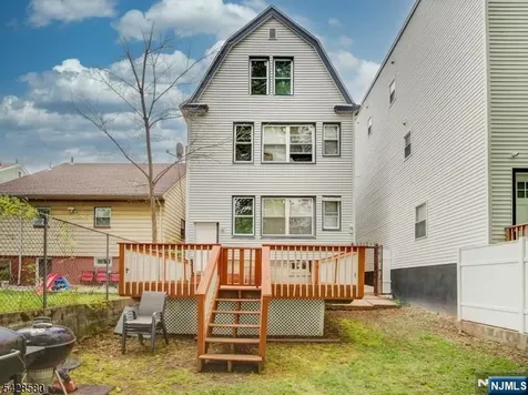 564 Sanford Avenue Newark NJ 07106