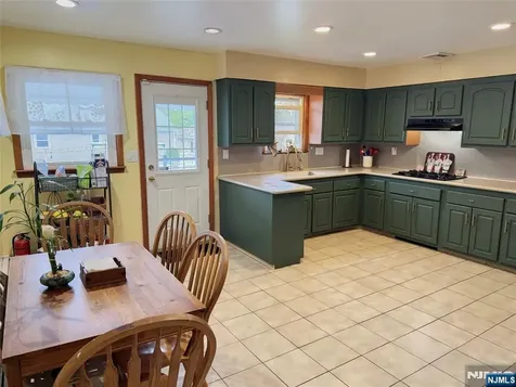 318 Cumberland Avenue Paterson NJ 07502