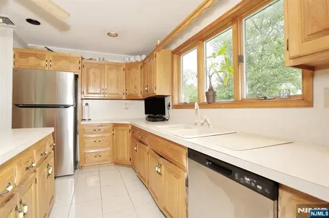 51 Palisade Avenue Emerson NJ 07630