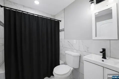 146 Poplar Ridgefield Park NJ 07660