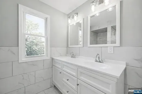 146 Poplar Ridgefield Park NJ 07660