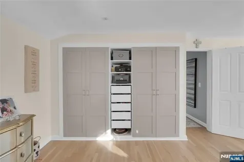 170 Tenafly Road Englewood NJ 07631