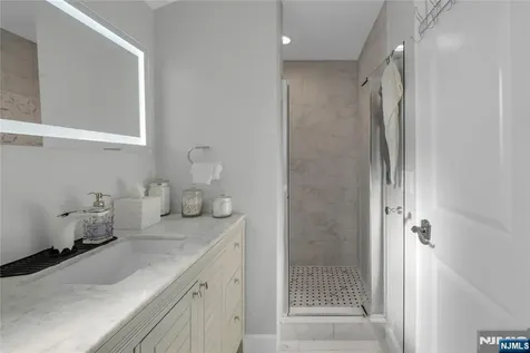 170 Tenafly Road Englewood NJ 07631