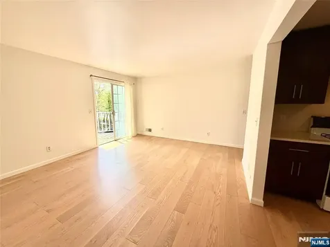 901 Tuliptree Court Mahwah NJ 07430
