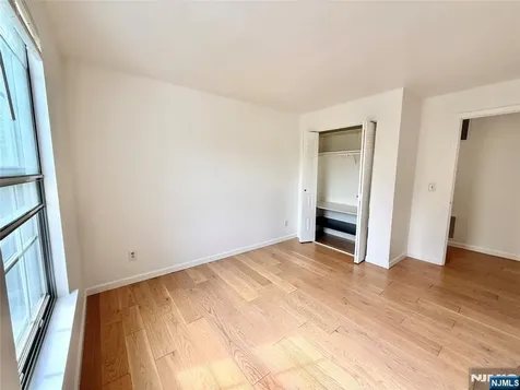901 Tuliptree Court Mahwah NJ 07430