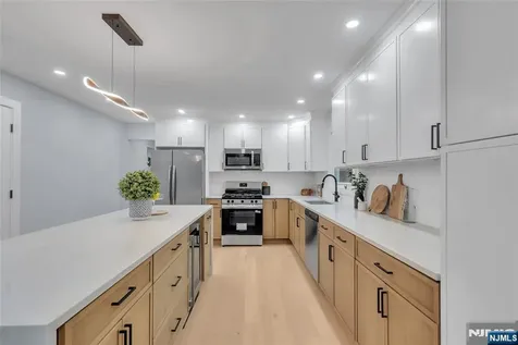 76 Point View Parkway Wayne NJ 07470