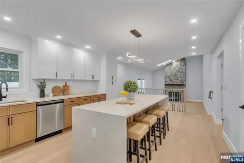 76 Point View Parkway Wayne NJ 07470