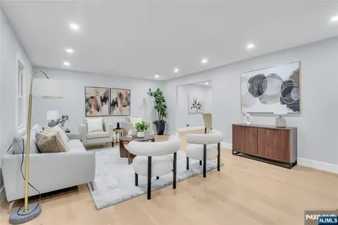 76 Point View Parkway Wayne NJ 07470