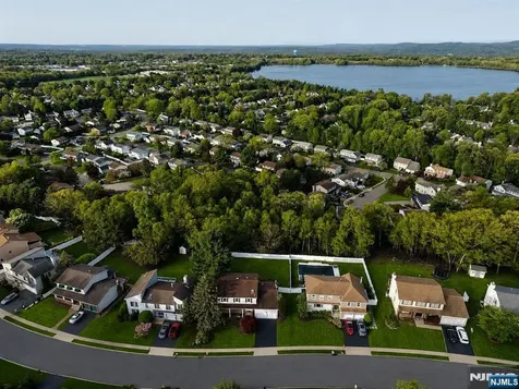 76 Point View Parkway Wayne NJ 07470
