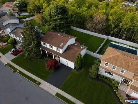 76 Point View Parkway Wayne NJ 07470