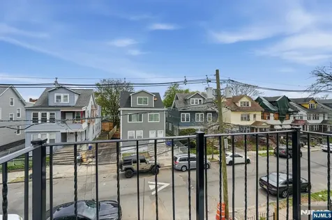 271-273 Schley Street Newark NJ 07112