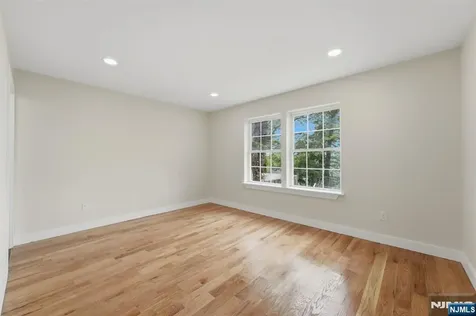 271-273 Schley Street Newark NJ 07112