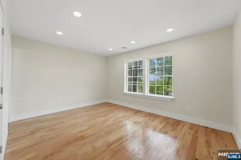 271-273 Schley Street Newark NJ 07112