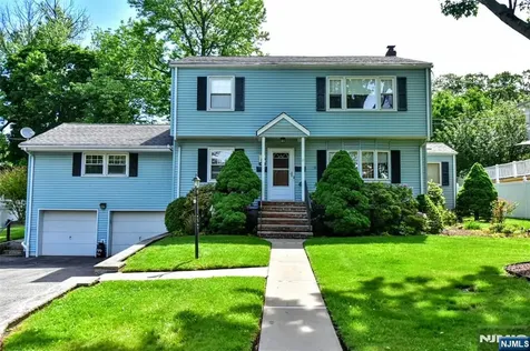 51 Charles Street Dumont NJ 07628