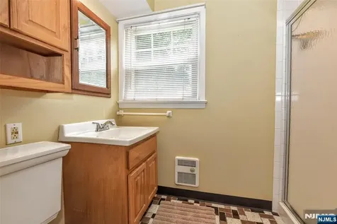 51 Charles Street Dumont NJ 07628